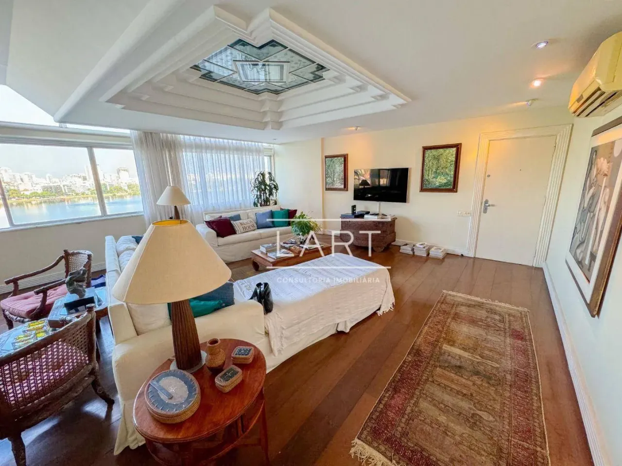 Apartamento de 210 m² com 4 dormitórios e varanda — photo 5