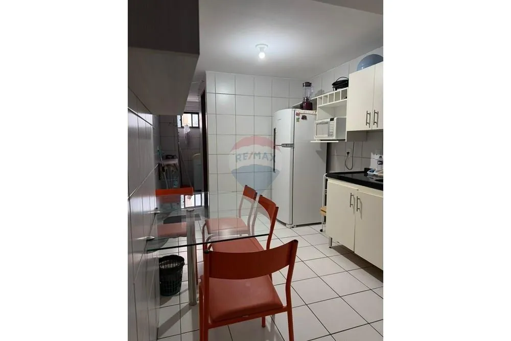 Квартира 85 м² з 3 спальнями та кухнею відкритого типу — photo 4