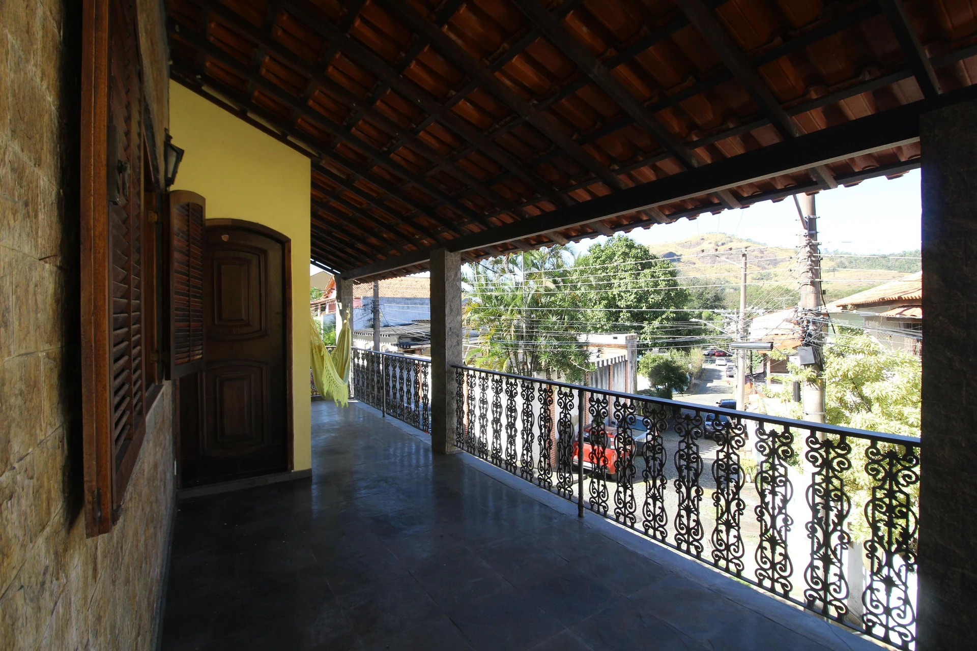 House with 2 bedrooms, private garden and balcony — photo 23