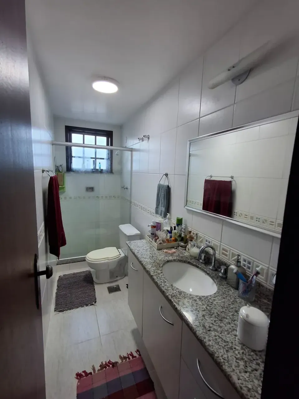 Furnished single-story house with 4 bedrooms and 3 baths — photo 10