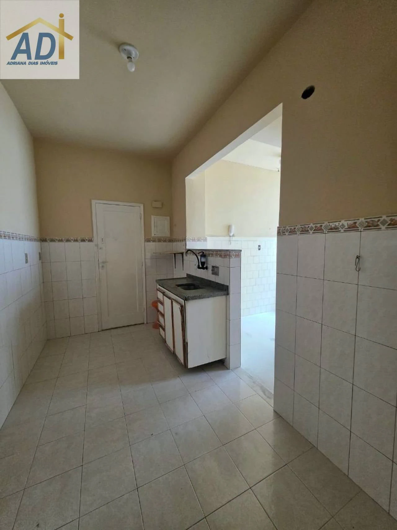 Apartamento de 2 quartos com cozinha fechada separada — photo 6