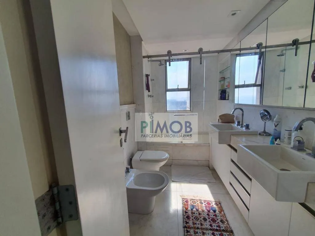 Furnished 260 m² apartment on the 23rd floor with 3 spots — photo 85