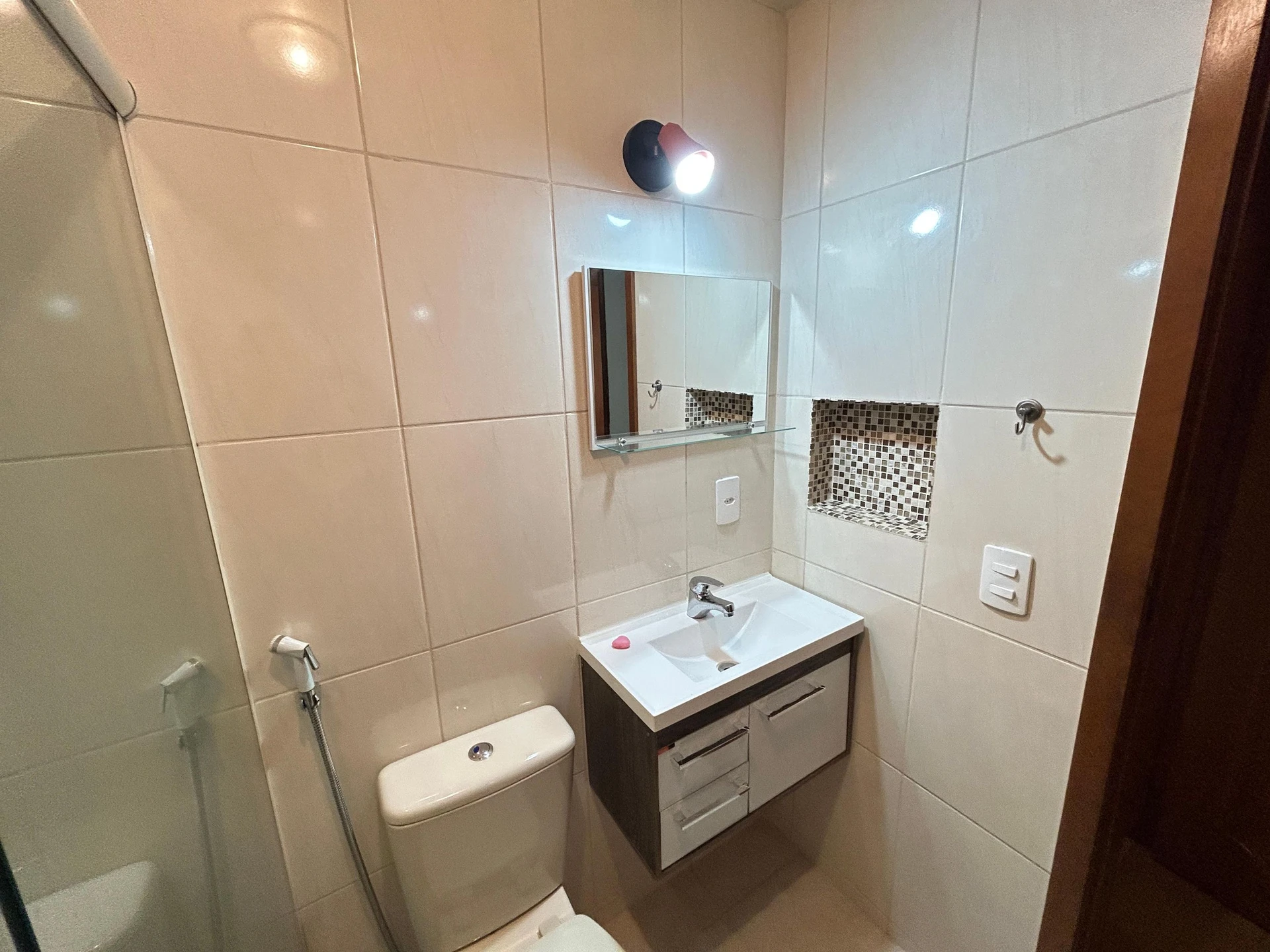 Apartamento com 3 quartos e suíte em bom estado — photo 24
