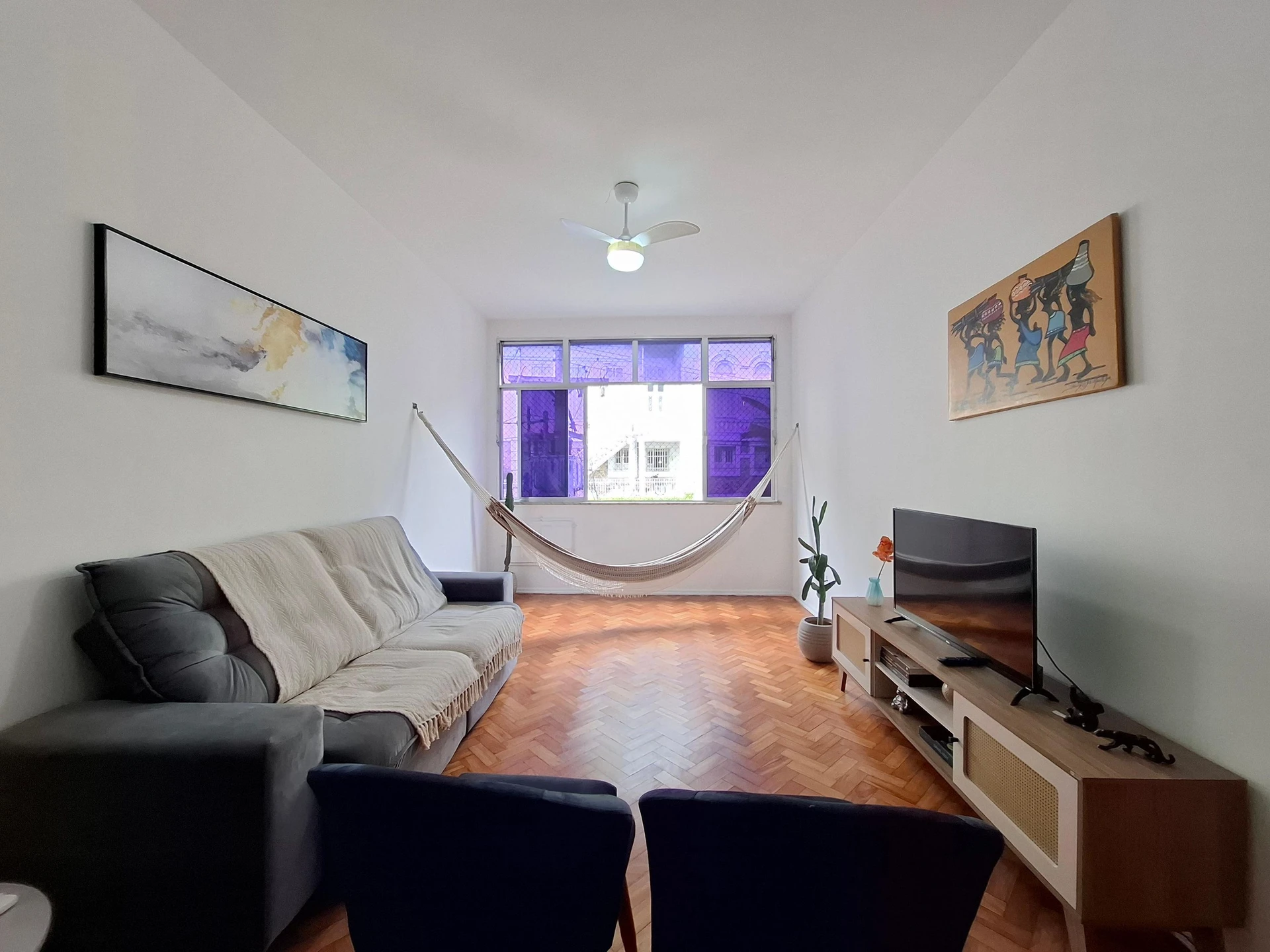 Furnished 4-bedroom apartment with 2 bathrooms — photo 19