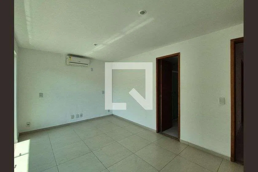 Casa em condomínio com 4 suítes e 220 m² — photo 24