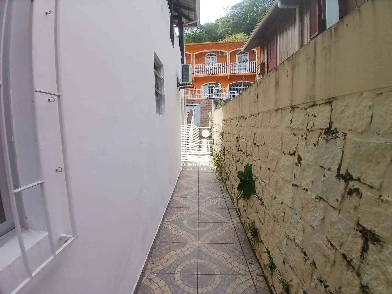 Casa, 236 m², con balcón cerrado con vidrio — photo 14