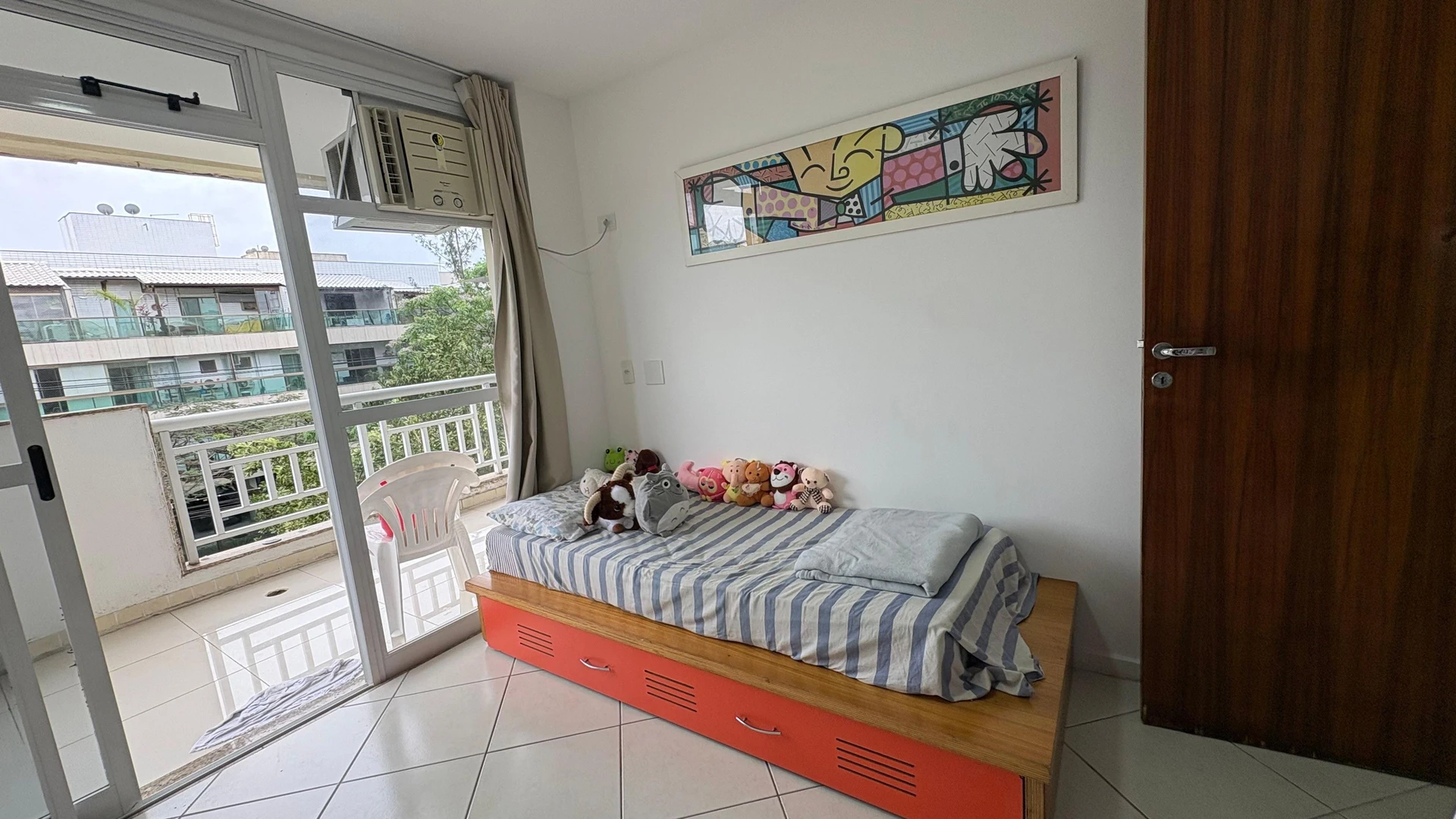 Furnished apartment, 114 m², with a jacuzzi — photo 45