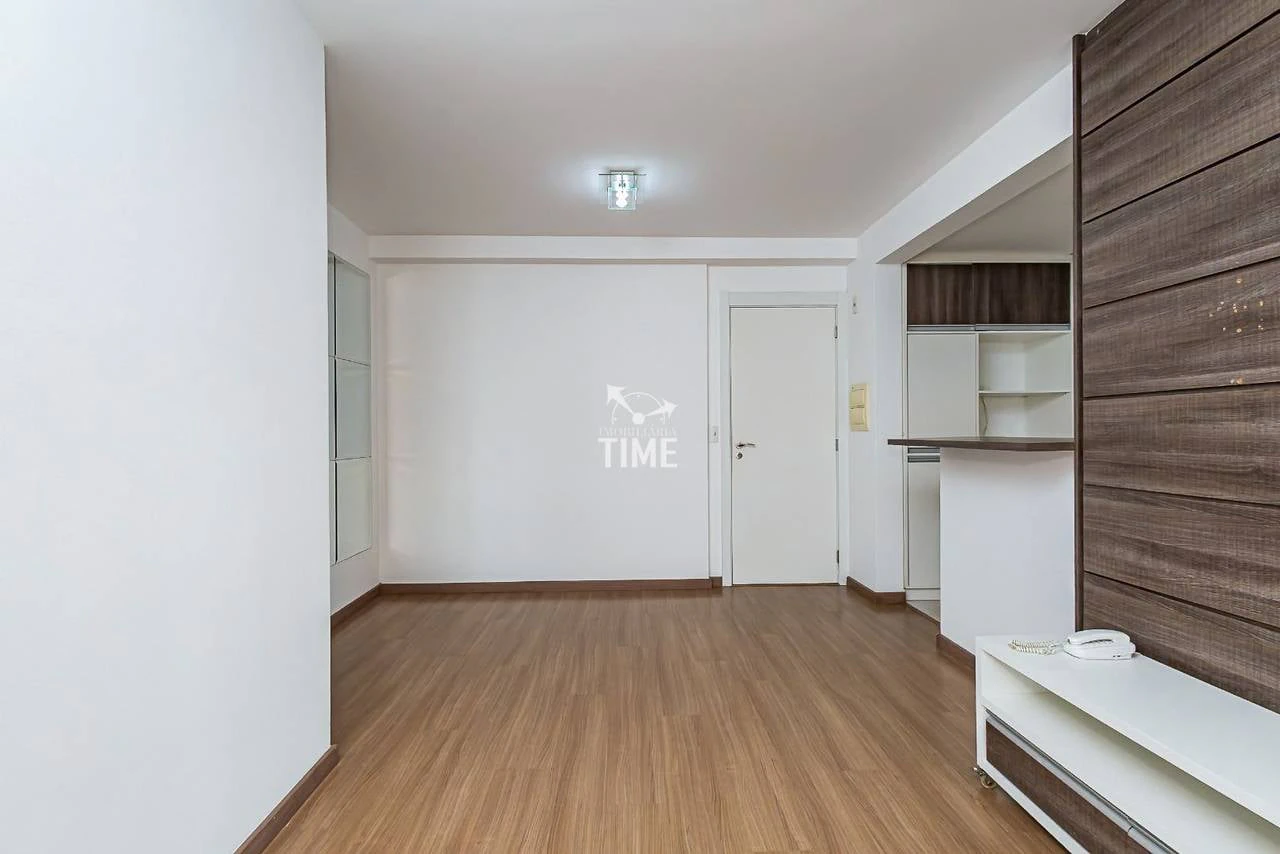 2-bedroom apartment with a home office in Curitiba — photo 10