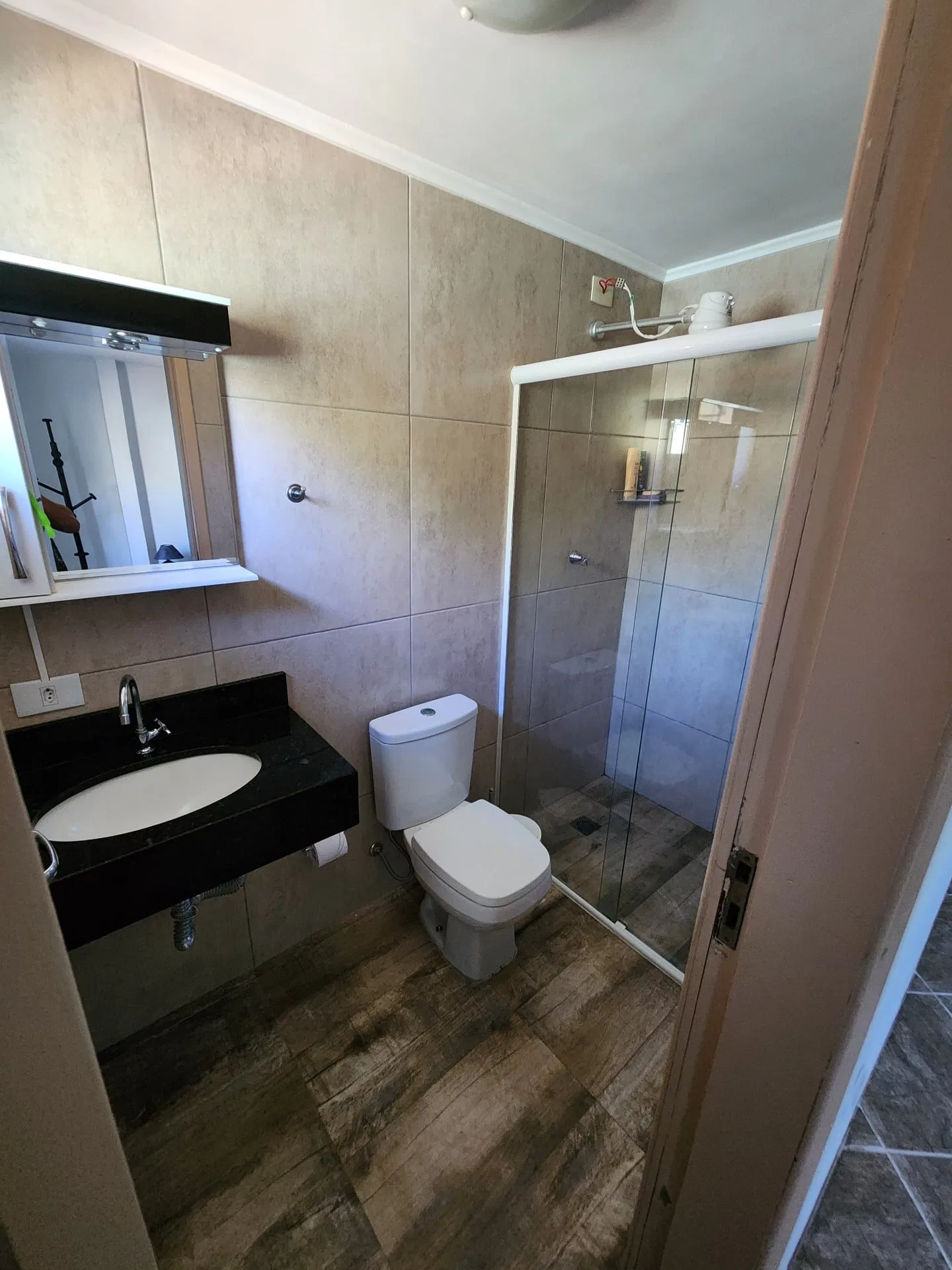 3-bedroom house with a private BBQ — photo 15