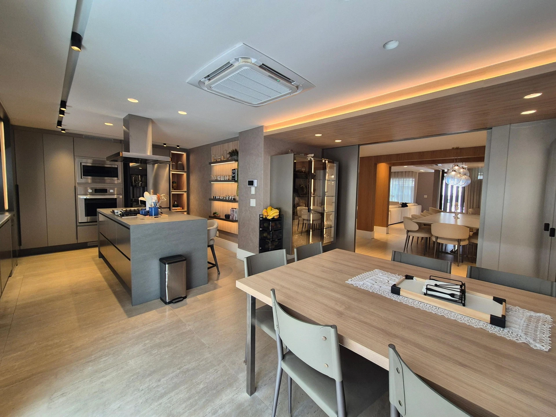 Casa de 373 m² com piscina privativa e lava-louças — photo 25