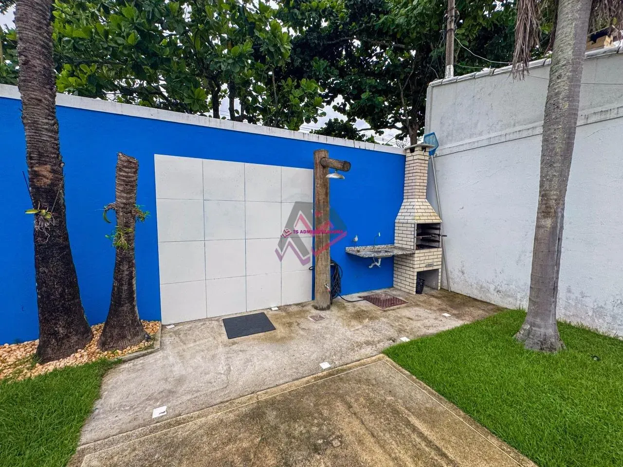 600 m² house with 4 bedrooms and a closed kitchen — photo 23