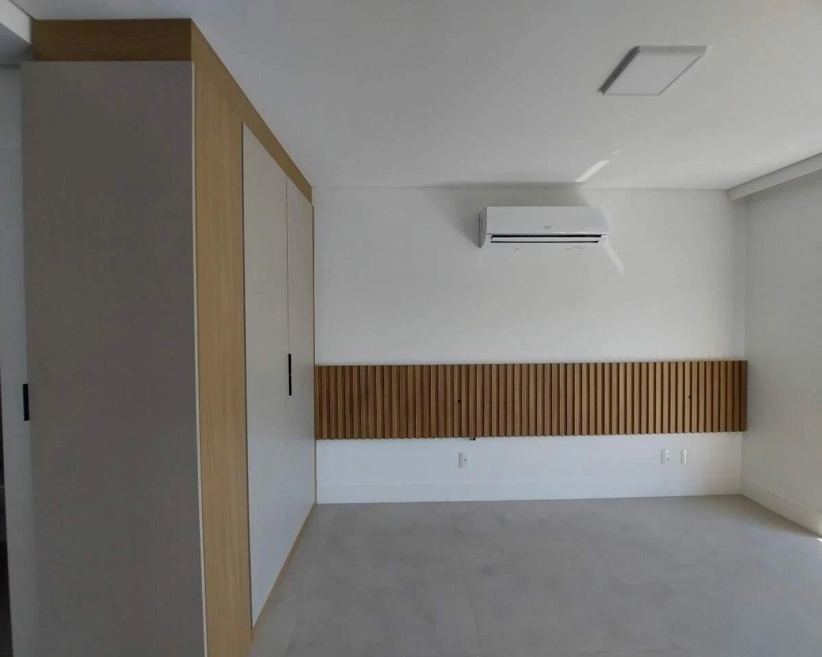 Furnished apartment, 48 m², with a mountain view — photo 18