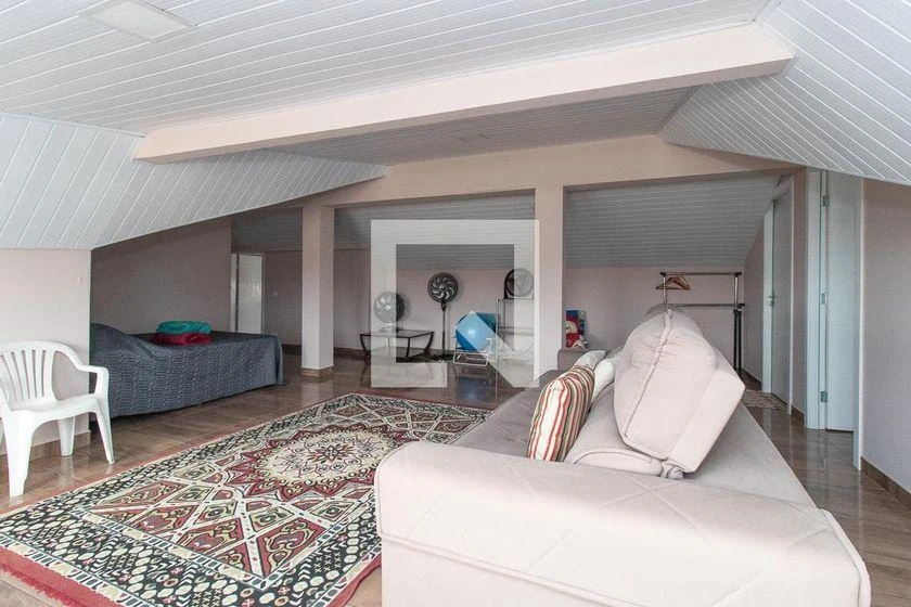 4-bedroom house with a home office in Curitiba — photo 42