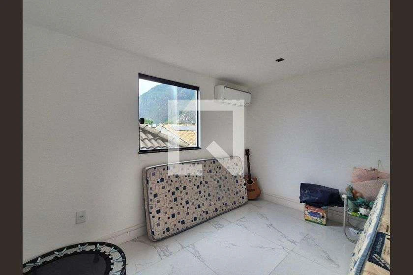 Будинок на 4 спальні з 270 м² і кухнею відкритого плану — photo 26