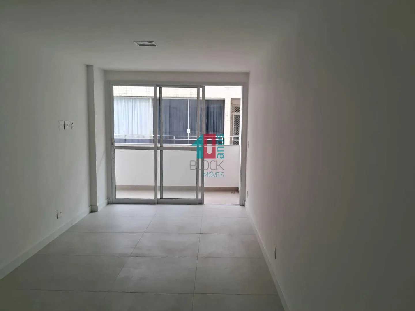 Квартира: 3 спальні, 1 з власною ванною кімнатою, 84 м² — photo 8