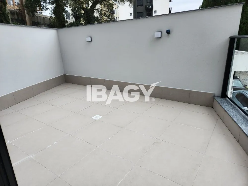 Furnished 35 m² studio with 1 bedroom and 1 bathroom — photo 4