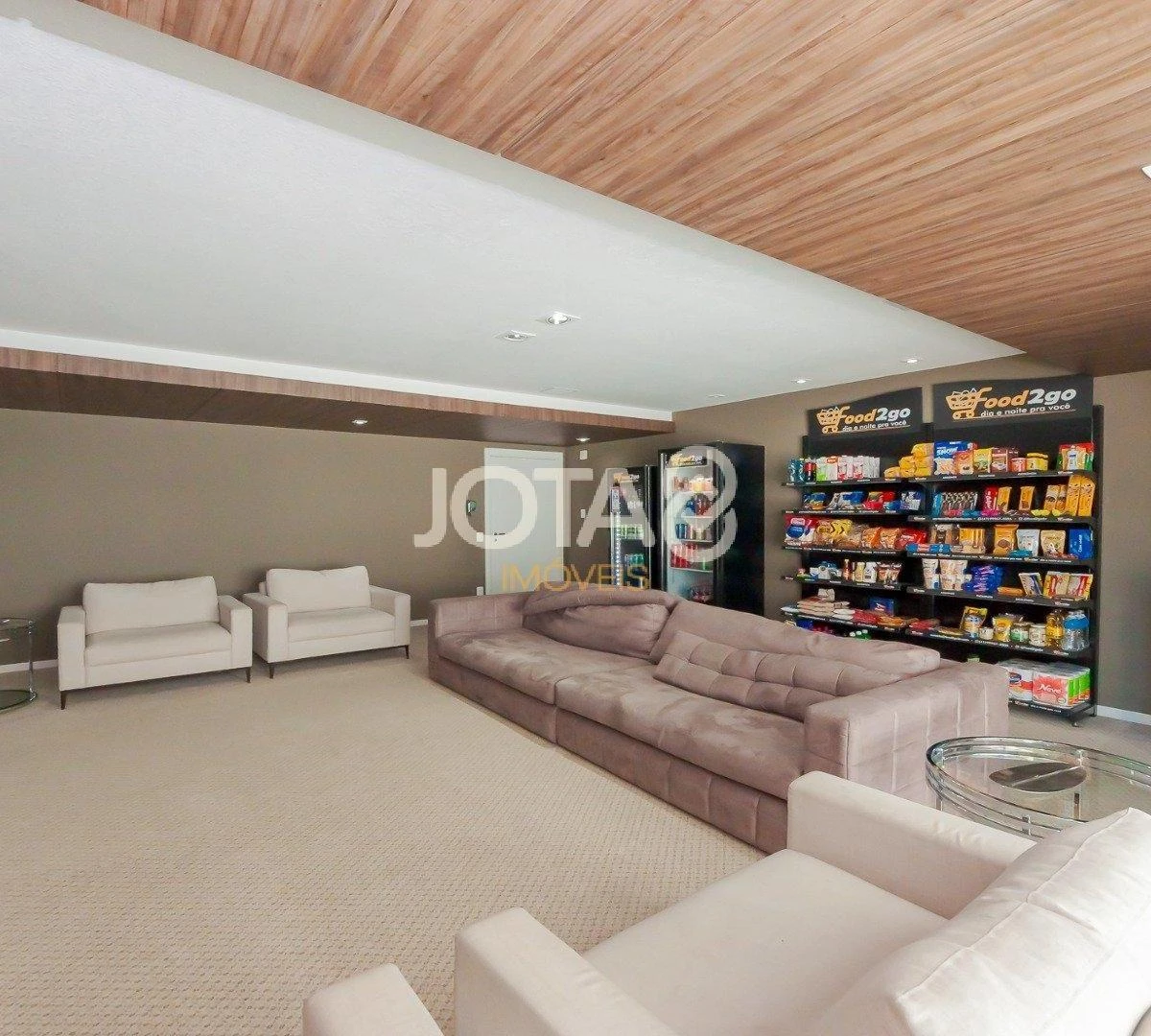 Furnished 3-bedroom apartment with 201 m² — photo 42