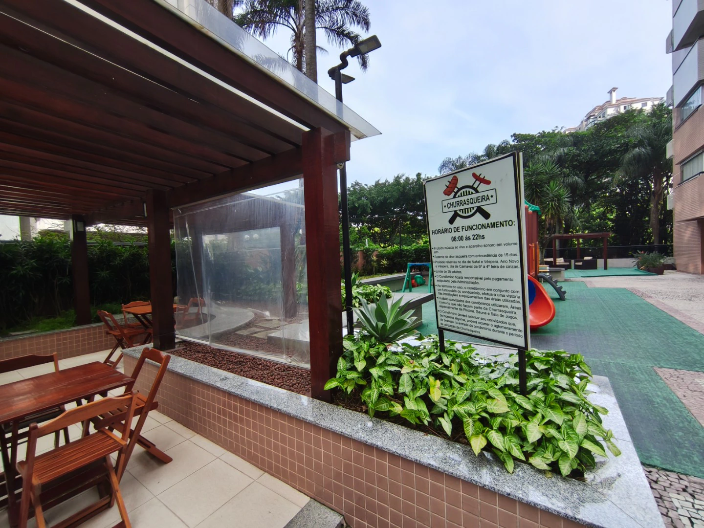 Furnished 2-bedroom apartment 80 m² with parking — photo 18