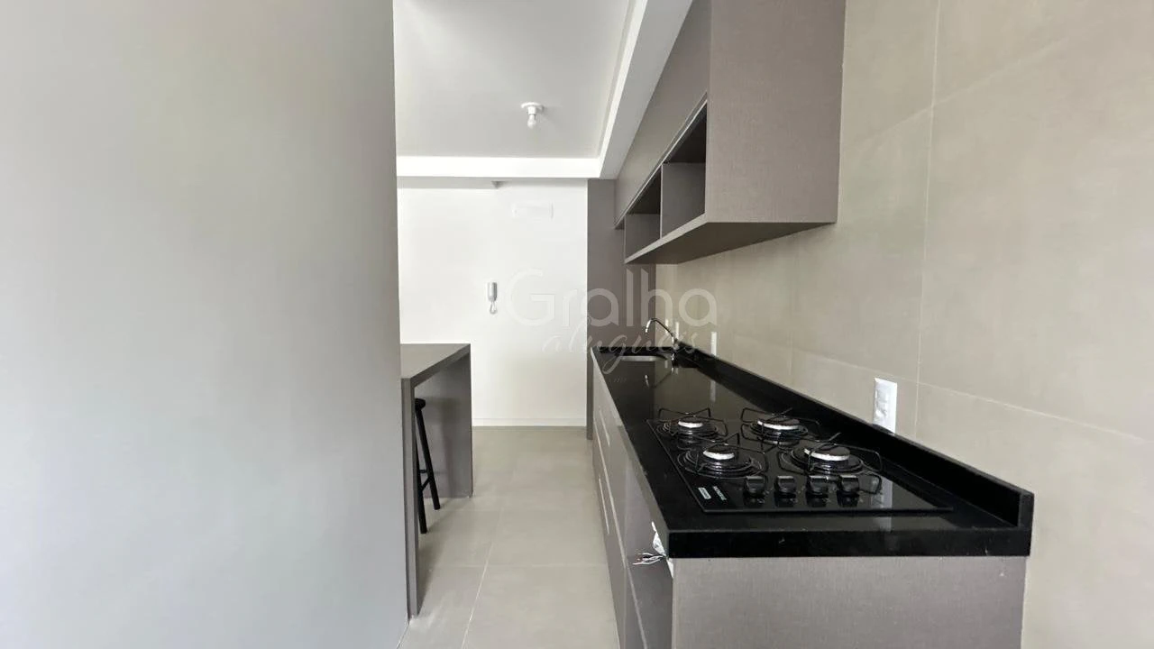 One-bedroom apartment in a building with a sauna — photo 11