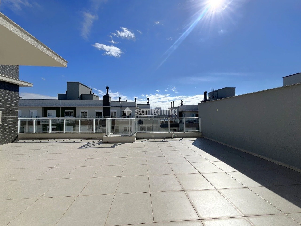 Вид на воду та 3 спальні: квартира 192 м² — photo 10
