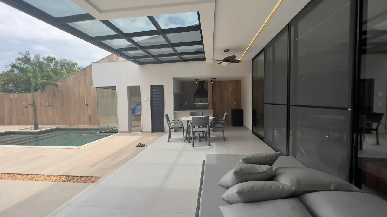 House with 5 bedrooms and 5 bathrooms plus 3 parking spots — photo 17
