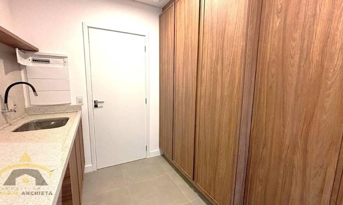 2-bedroom apartment with a washing machine in Curitiba — photo 23