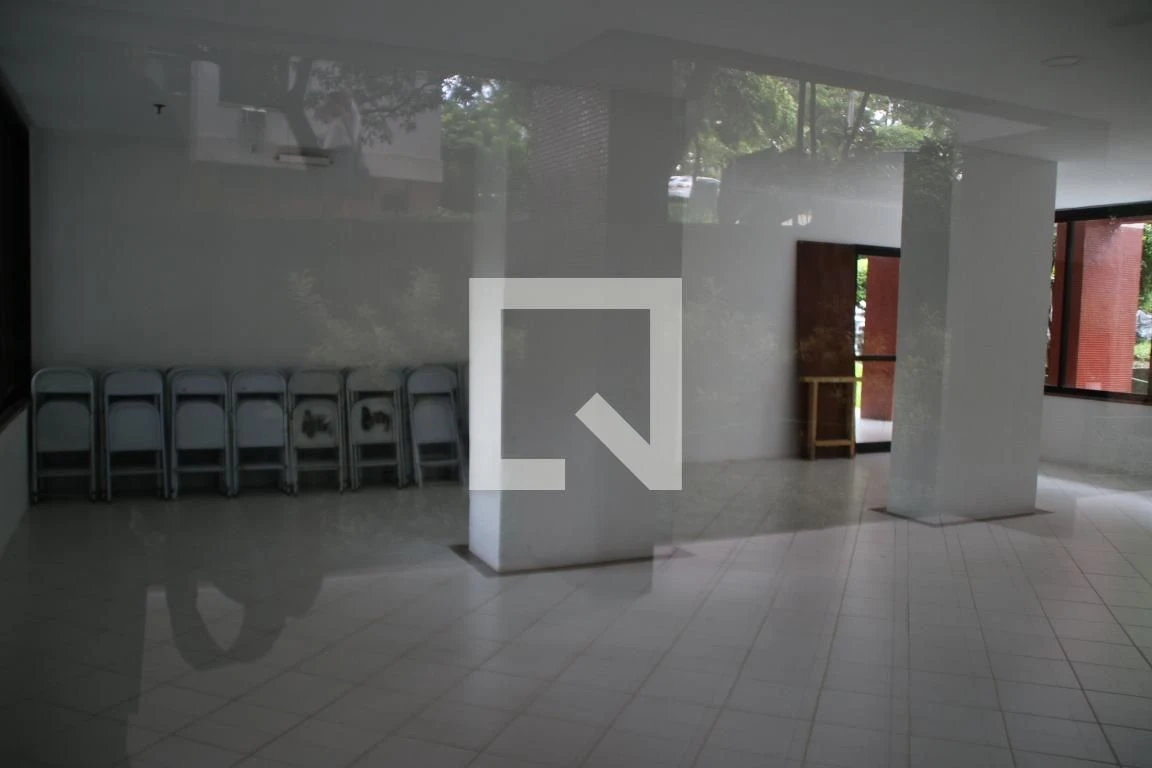 3-bedroom apartment with suite and gourmet balcony — photo 44