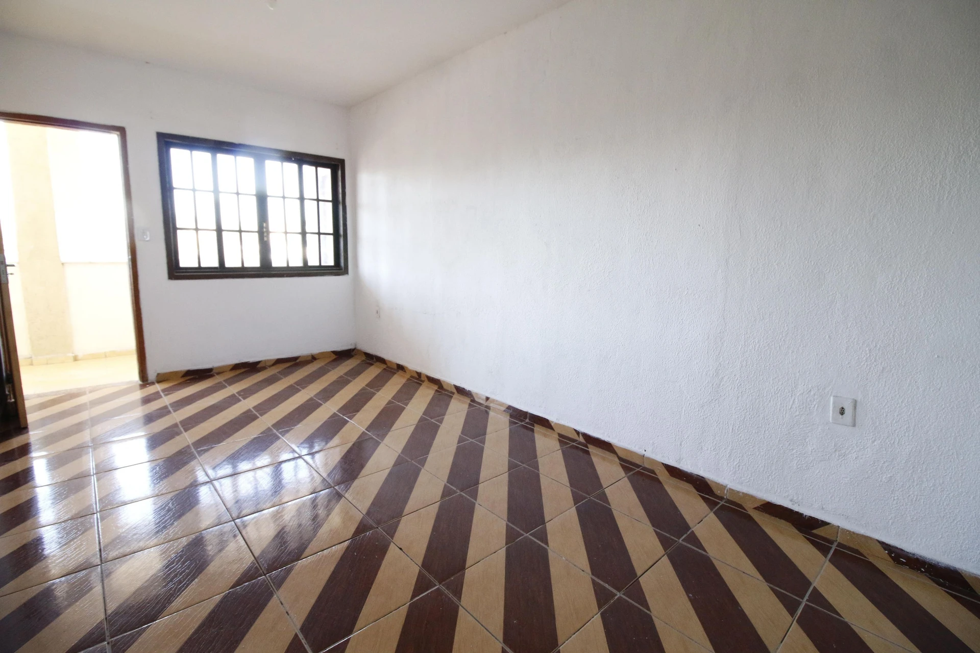 Rental house with 2 bedrooms and 1 bathroom — photo 14