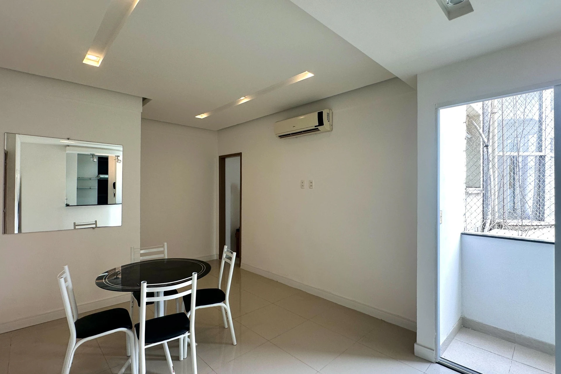 Apartamento mobiliado com 2 quartos e cozinha americana — photo 18