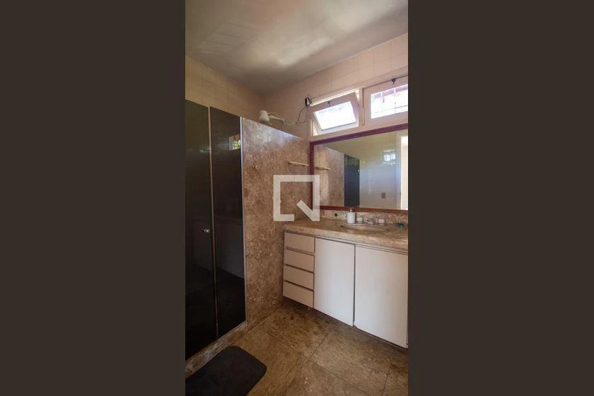 Unfurnished house with 3 bedrooms and 5 baths, 1500 m² — photo 37