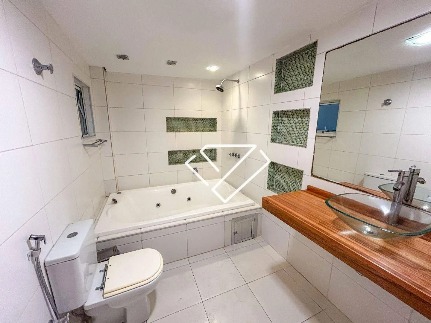 4 quartos e jacuzzi: apartamento de 172 m² — photo 33