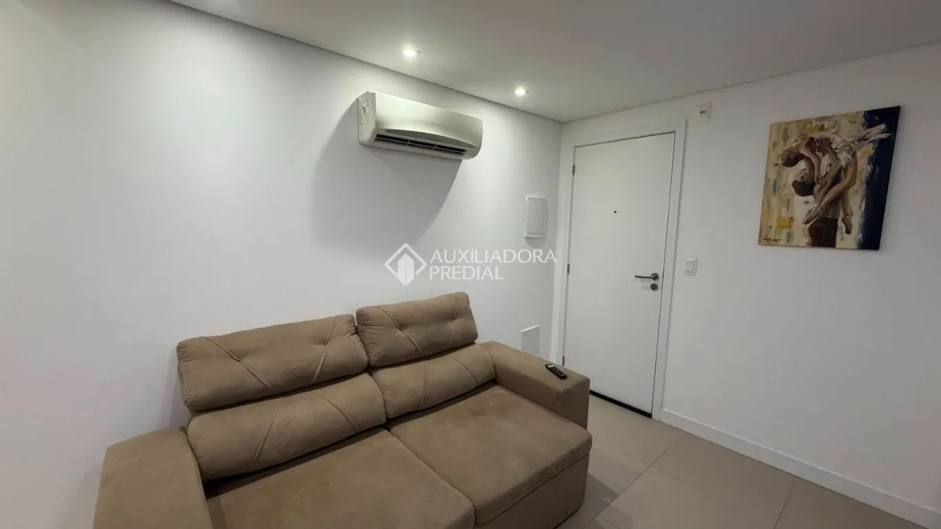 Furnished 1-bedroom apartment with 1 bathroom — photo 5