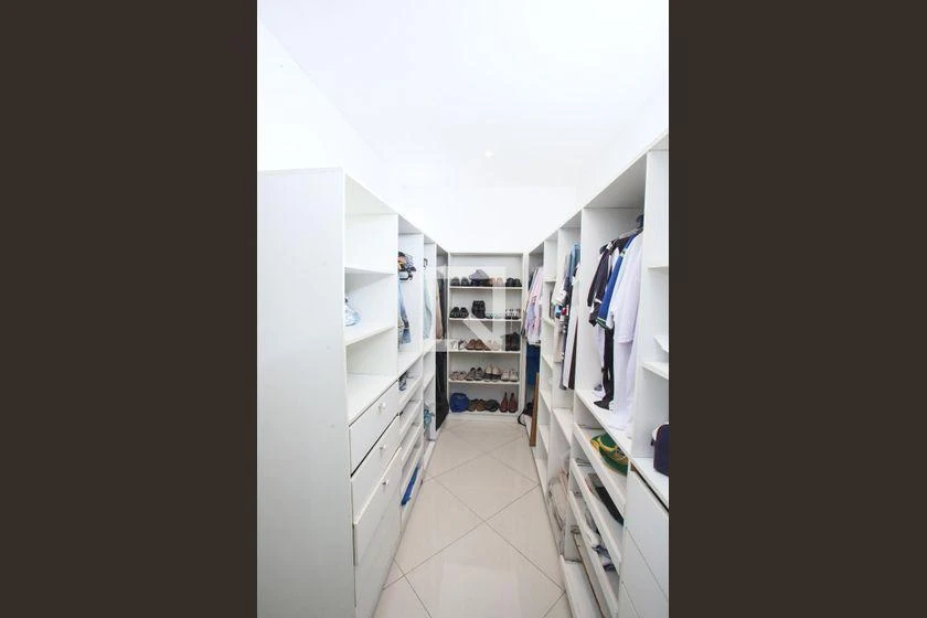 Apartment with 3 bedrooms, 1 en-suite, 397 m² — photo 18