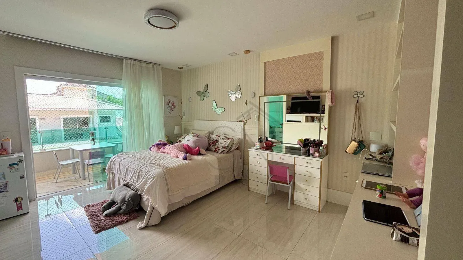 Furnished house 830 m² with 6 bedrooms and open kitchen — photo 4