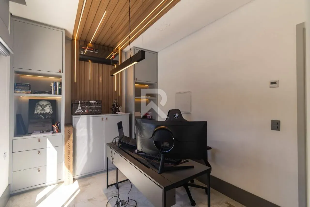 House with 4 en-suite bedrooms and private BBQ — photo 14