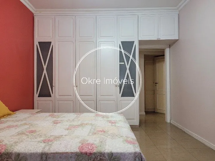 Apartment with 4 bedrooms and built-in wardrobes — photo 22