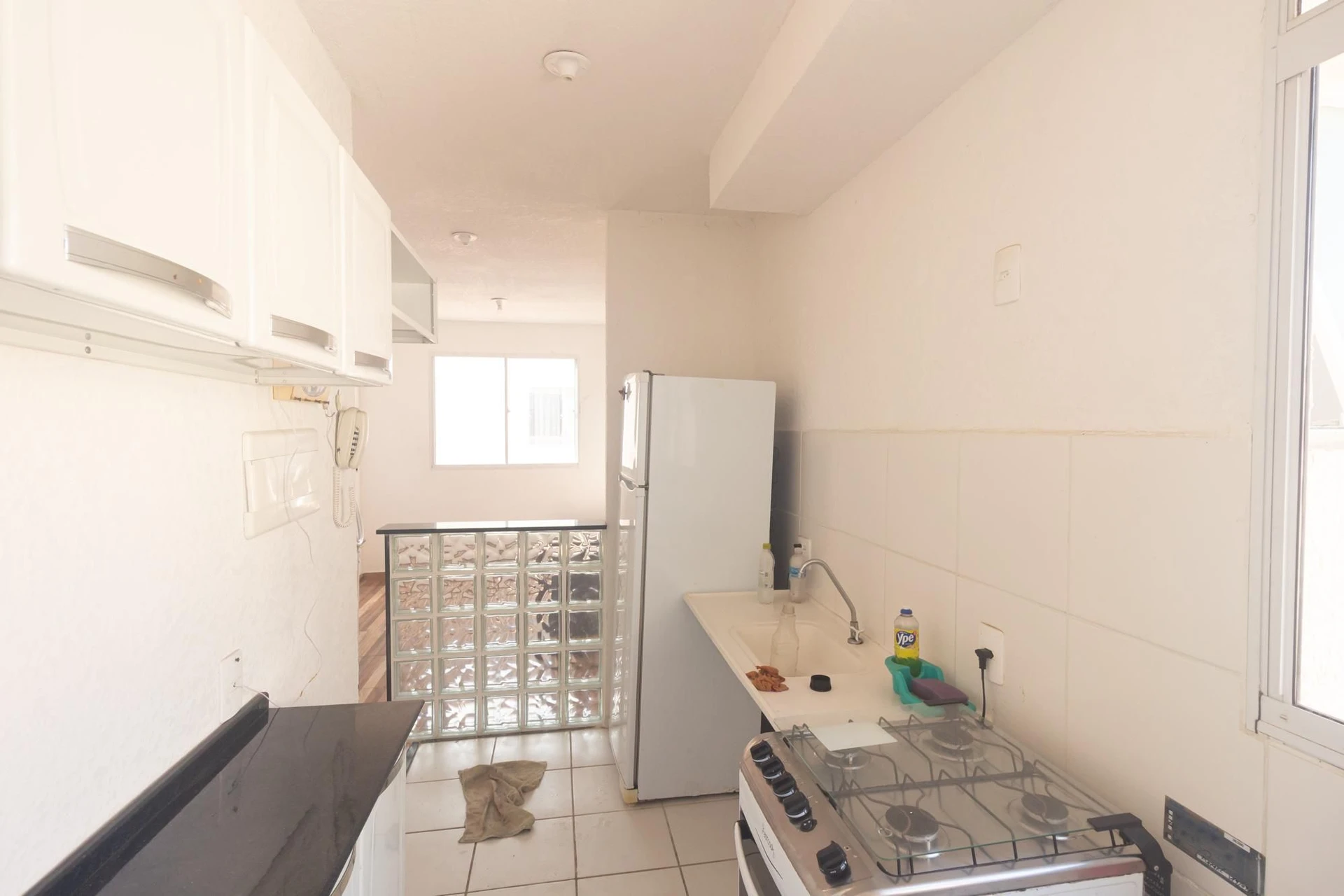 Furnished apartment with 2 bedrooms and an open kitchen — photo 49