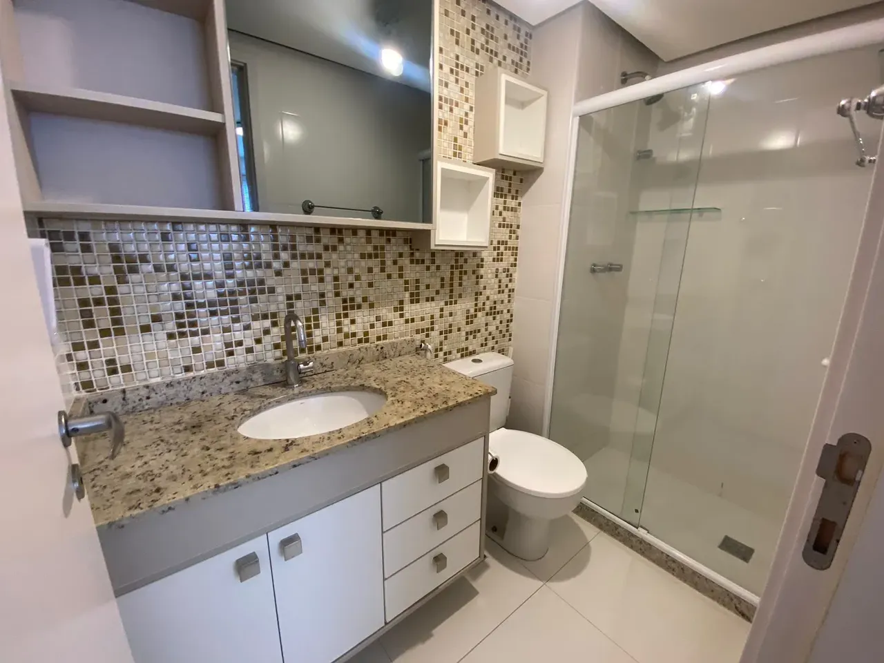 2 quartos e varanda envidraçada: apartamento de 83 m² — photo 18