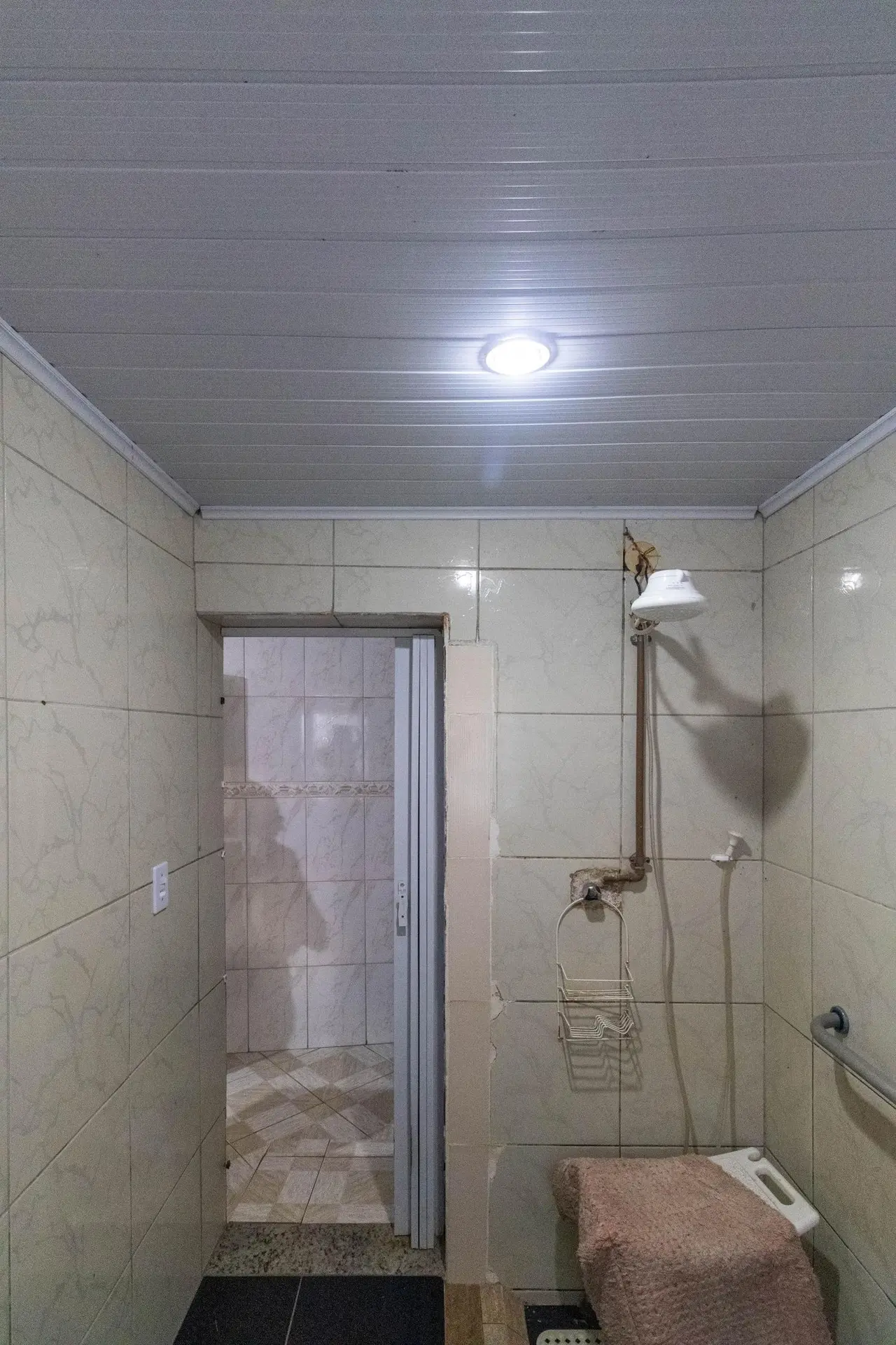 Casa amueblada con 6 dormitorios, 3 baños y jardín propio — photo 100