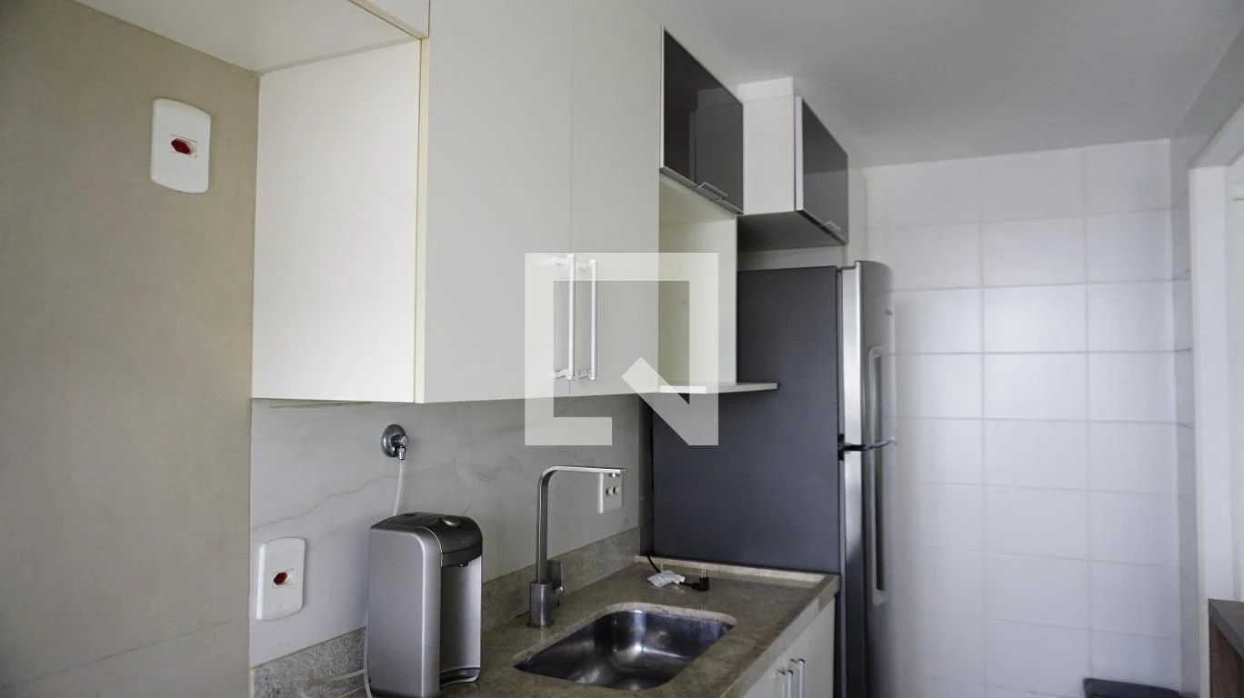 2-bedroom apartment with a washing machine — photo 31