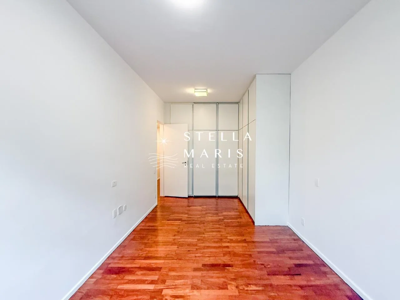 Rental apartment with 3 bedrooms and 3 bathrooms — photo 10