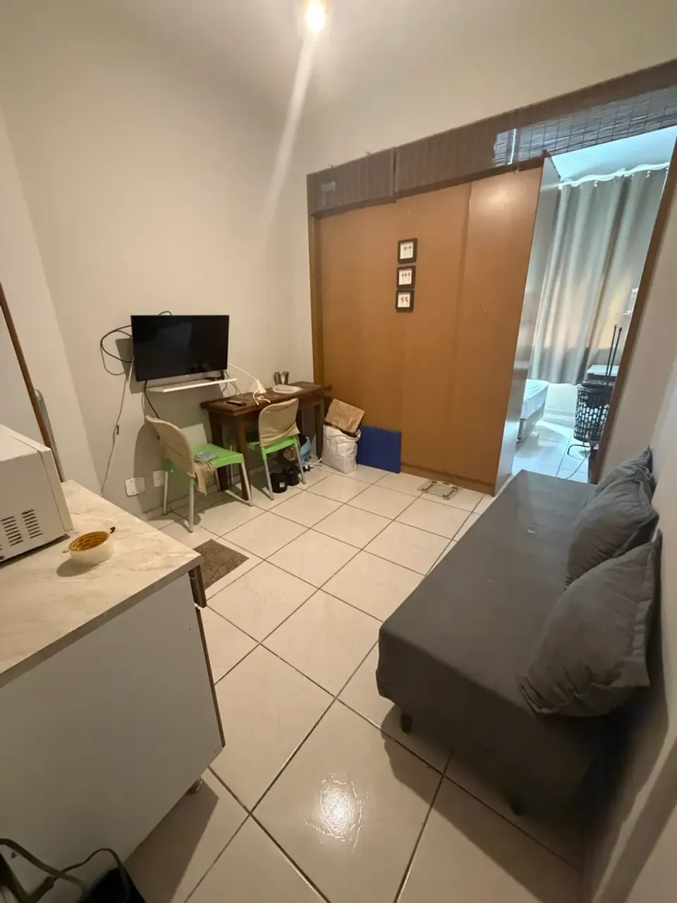 Furnished 1-bedroom apartment with 1 bathroom — photo 13
