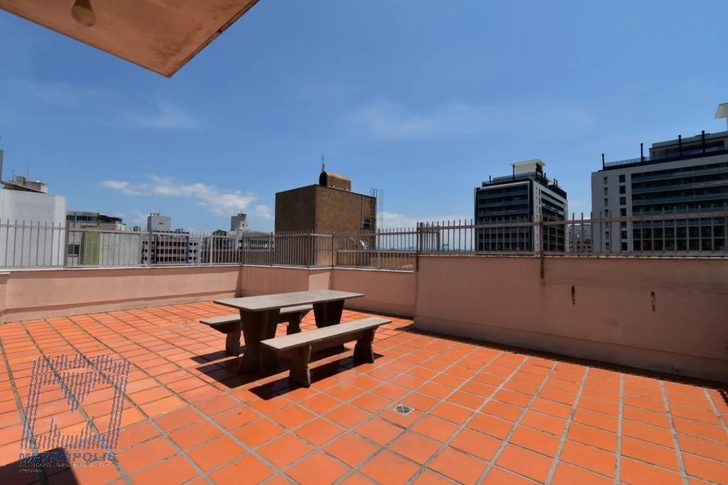 Пральна машина та 1 спальня: квартира 48 м² — photo 4