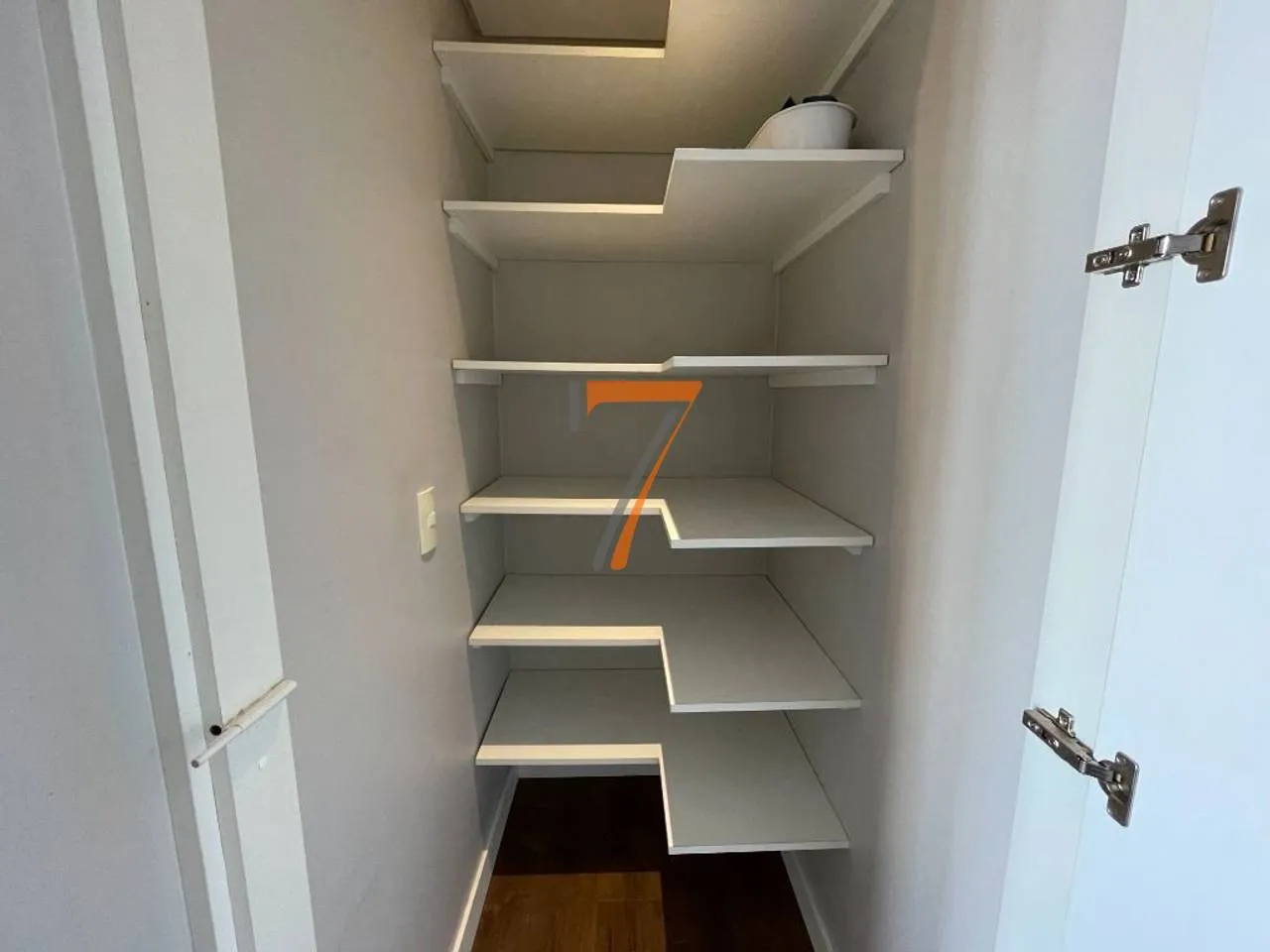Furnished penthouse with 2 en-suite bedrooms and 210 m² — photo 54