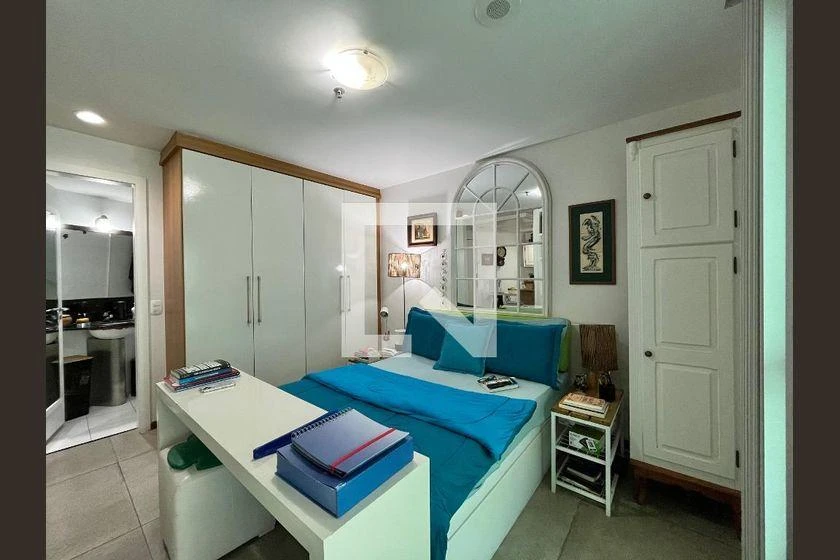 Apartamento mobiliado, 48 m², com janelas do piso ao teto — photo 8