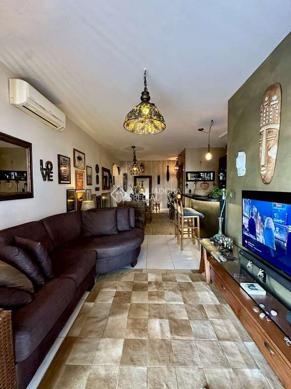 219 m² apartment with 2 en-suite bedrooms and 2 parking — photo 2