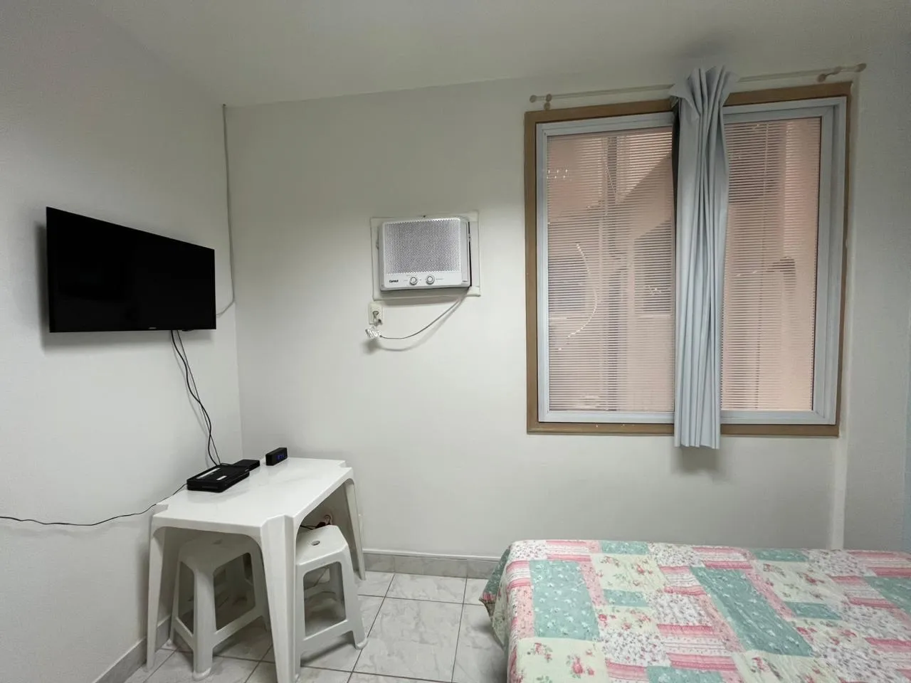 Studio com espaço de home office, Centro — photo 10