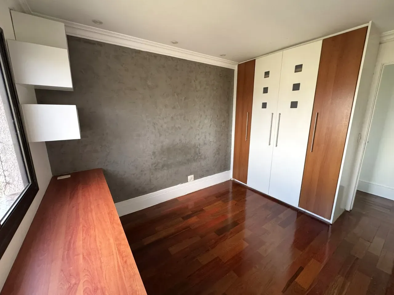 4-bedroom apartment in a building with a sauna — photo 7