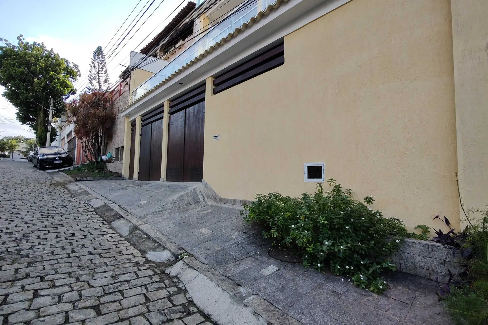 Vista a la montaña y 5 dormitorios: casa de 900 m² — photo 118