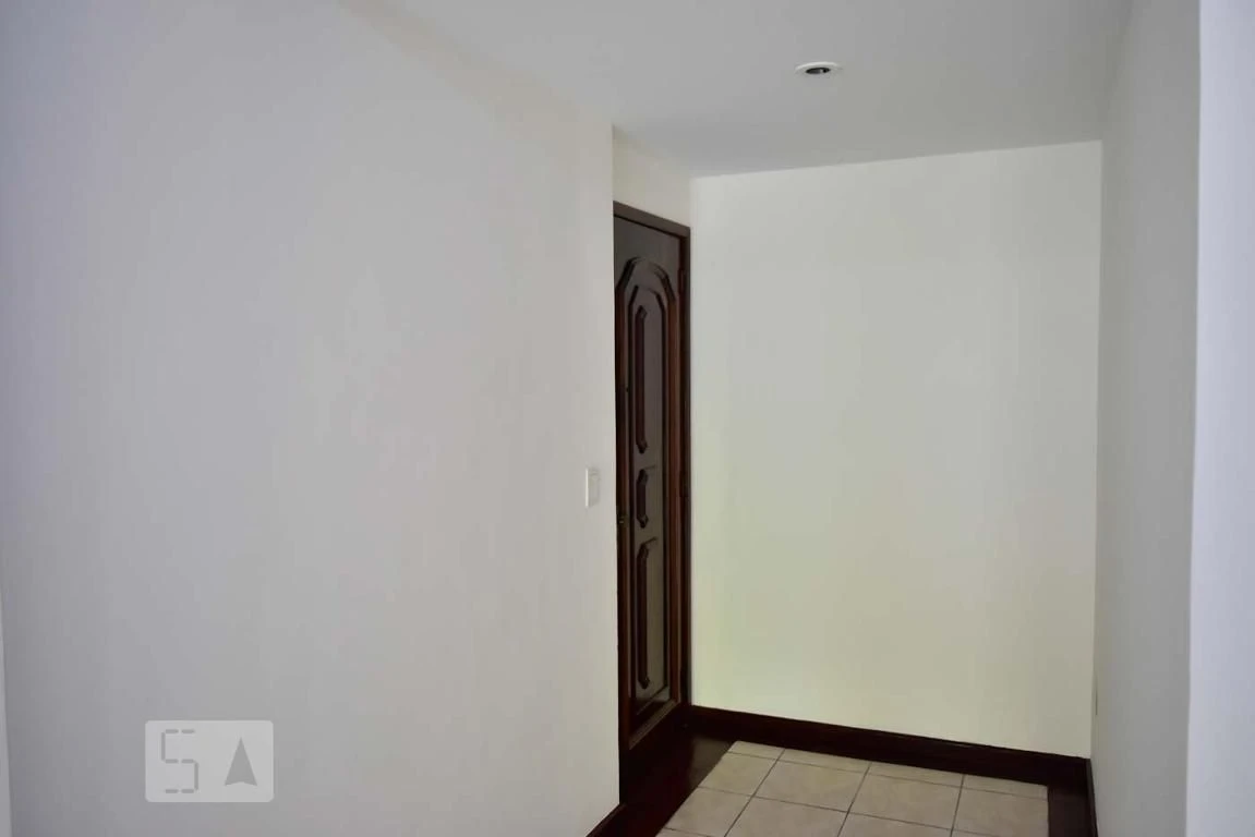 Apartamento com 3 quartos e varanda — photo 4